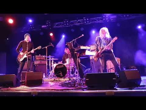 22-Pistepirkko: Fire of Love