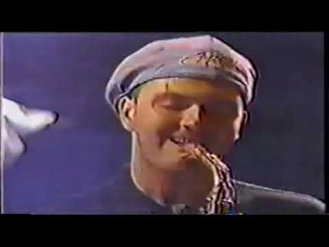 Dino Merlin - Kokuzna Vremena (Vjecna Vatra 1999 Uzivo) HQ Audio