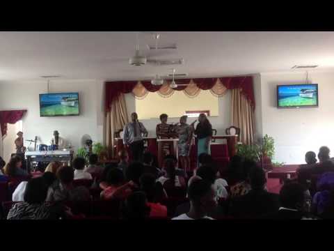 Nos tin motibu pa gradisi Dios