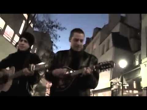 Charles & Simon / Le folk est dans la rue (off acoustique) / Prix Georges Moustaki 2011