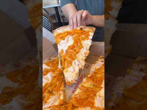 Making the VODKA BURRATA PIZZA at MarinaraPizzaNYC!! 🍝🧀🍕🤤 The perfect combo. #DEVOURPOWER