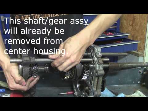 86-93 Mazda B-series pickup Manual transmission internal disassembly