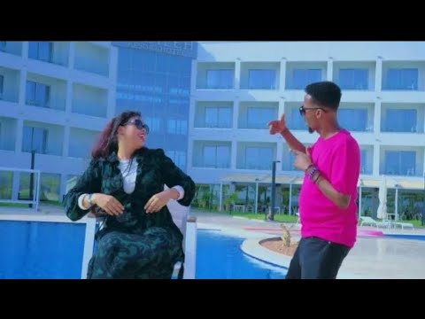 Awale Adan Ft Rahma Hasan |Jacaylkaan Barbaari Barbar Ka Ilaali| Official Video