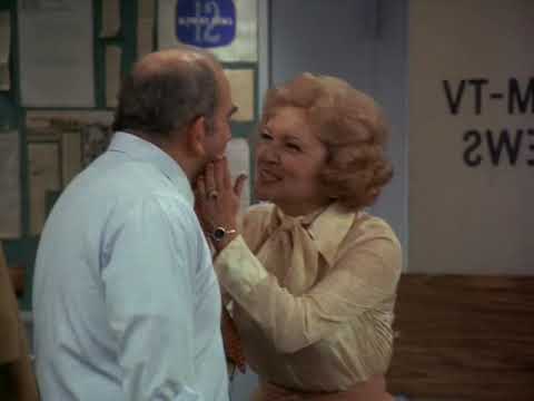 The Mary Tyler Moore Show S6E18 Once I Had a Secret Love (January 17, 1976)