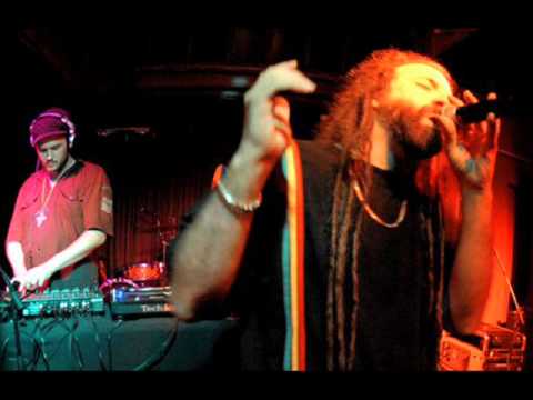 Dubwize Meets Confucius feat. Little Jah - Strictly Dread