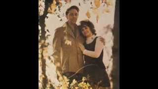 Carl Belew &amp; Betty Jean Robinson - When My Baby Sings His Songs