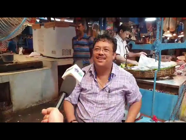 ইলিশ এসেছে বাজারে? দর কষাকষি করেছেন এবার? মানিকতলা বাজারের ক্রেতা বিক্রেতারা কী বলছেন?