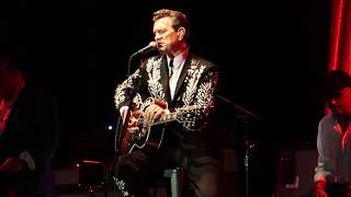 Chris Isaak (LIVE) / It&#39;s now or never (Elvis Presley cover) / Humphreys - San Diego, CA / 8/28/19