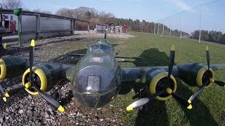 preview picture of video 'Boeing B-17 Flying Fortress'