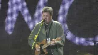 Vince Gill What the Cowgirls do at C2C