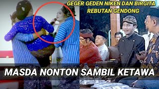 Download lagu Geger Geden Niken Dan Birgita Rebutan Gendong Masda nonton Sambil Ketawa 😂 mp3