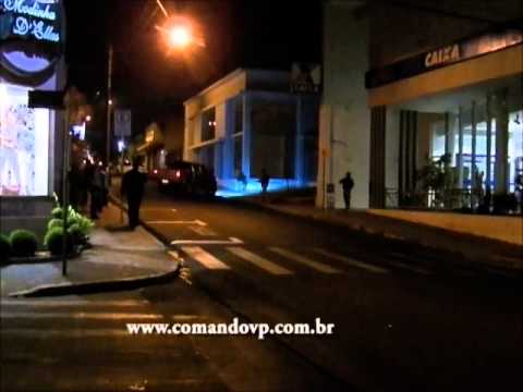 Polícia simula roubo a banco no Centro de São Carlos