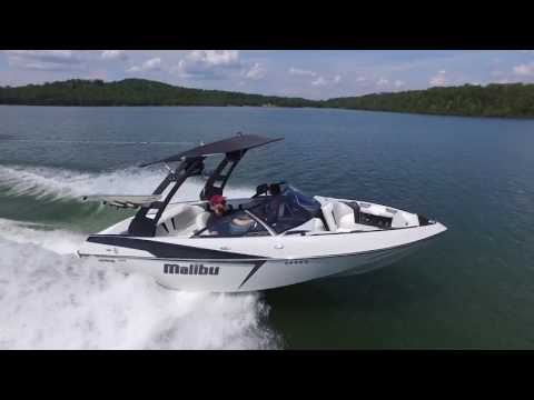 2017 Boat Buyers Guide - Malibu Wakesetter 20 VTX