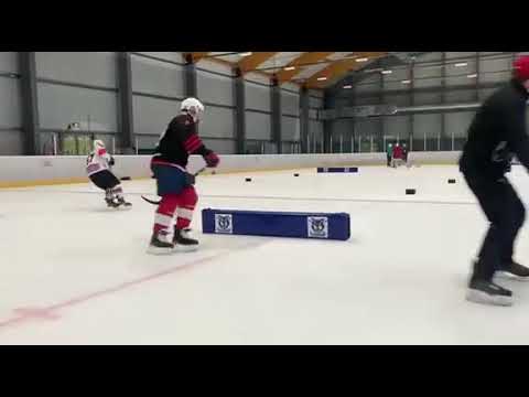 Huskies hockey clinic Sept 2021
