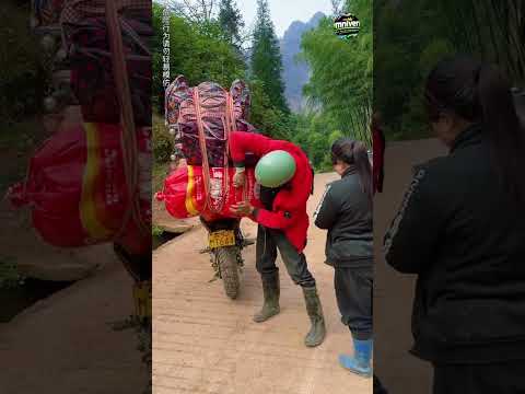 🏍️ 1000KG on a Motorcycle?! This Rider Is Insane! 😱