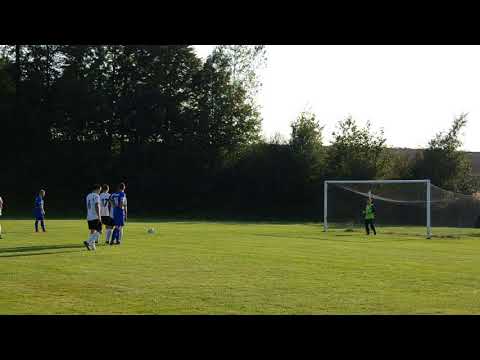 Ospel Wierbka - Leśnik Gorenice 0:2. Bramka z karnego na 0:1