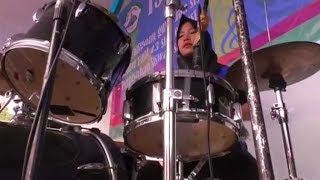 Download lagu Meet Indonesia's hijab-wearing Muslim metal group mp3