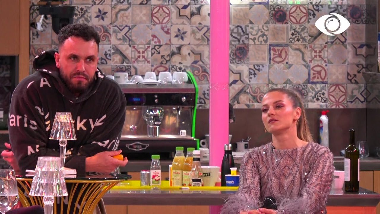 Mbrëmja e vajzave/ Nita: Para 4 viteve kam dalë me Shpatin