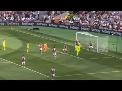 West Ham Vs Liverpool 0 - (4) ( Divock Origi ) 75'