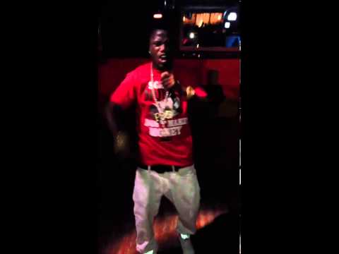 @Trilla IceMoney performing #80 at #LAVISH