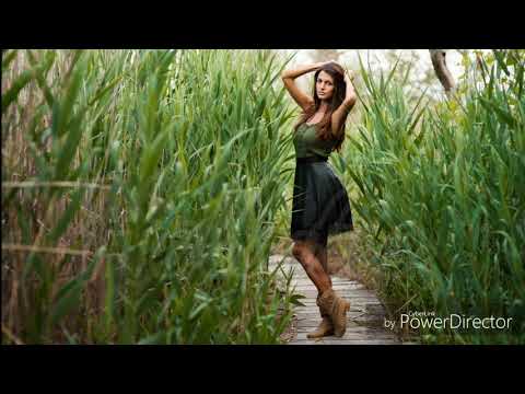 Mike Perry STAY YOUNG Ft Tessa (LHB Reggae)2017