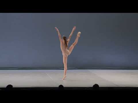 Luciana SAGIORO, 112 – Prix de Lausanne 2022 Prize Winner – Contemporary