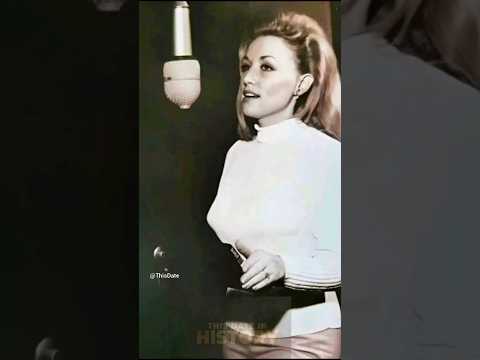 Dolly and Elvis! #shorts