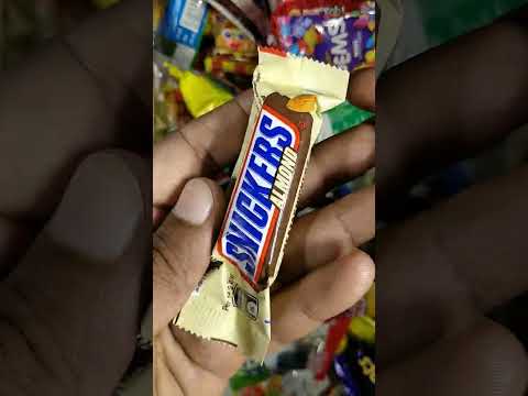 Yummy Snickers Almond Chocolate, 15 Rupees 😋 👌 #shorts