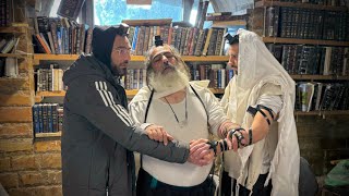 הרב שלום סבג✨לחיילי צה״ל שיעור חזק מאד,מה לעשות שאין חיות בצבא?-ב׳ בשבט ה׳תשפ״ו דן בן יעקב🇮🇱 (הרב שלום סבג) - התמונה מוצגת ישירות מתוך אתר האינטרנט יוטיוב. זכויות היוצרים בתמונה שייכות ליוצרה. קישור קרדיט למקור התוכן נמצא בתוך דף הסרטון