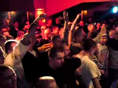 WSCHODNIA STRONA & BRW  LIVE! - KONCERT W KLUBIE KAZIK 27.11.2010