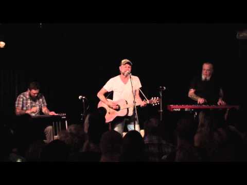 LFMTV: Ben Nichols of Lucero "Kiss the Bottle" at the Hi-Tone, Live From Memphis!