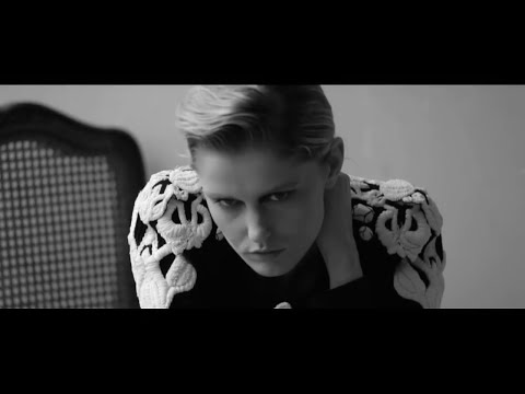 NEK SI LIVIU GUTA - IUBESC O FEMEIE DE GHEATA [oficial video] 2018