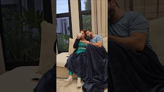 Rain and cold #couple #love #relacion