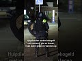 Hulpdiensten BEKOGELD, ME veegt plein SCHOON ? | #Shorts