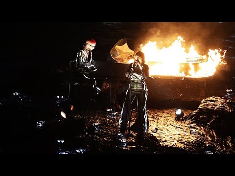 JO PARIS 2024 - Juliette Armanet interprète "Imagine" de John Lennon avec Sofiane Pamart au piano