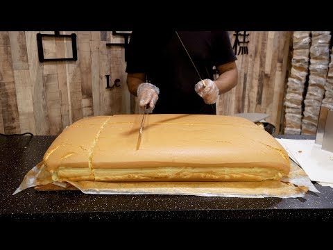 Le Castella Jiggly Cake Cutting Video