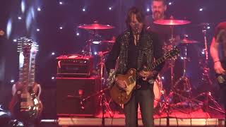 The Guitar Legends feat. Matt Backer: Rocky Mountain Way