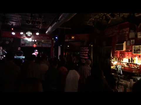 Branan Murphy - All The Wrong Things (live @ Deep South the Bar)