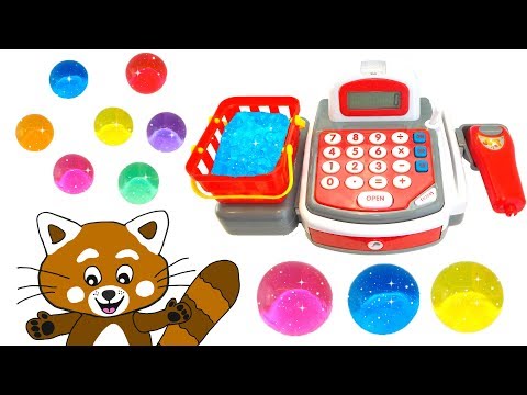 Pukkins handlar roliga vattenbollar i affären - Lek och lär dig färger för barn