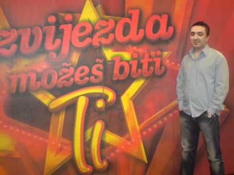 Bjelak Muamer UZIVO-Dajte vina hocu lom-2006 & Izazov Band