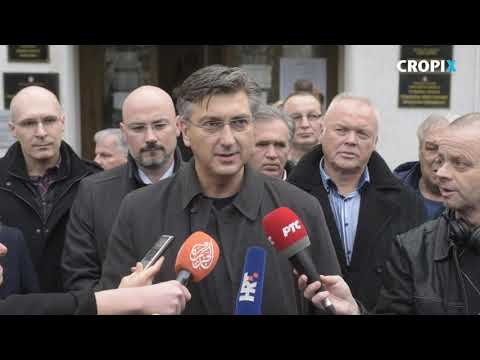 Andrej Plenkovic izasao na biraliste na Trgu Republike Francuske
