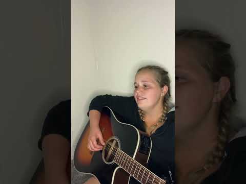 “Miss you” - Original song by Sarah Elizabeth Music