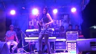 Download lagu Penyakit Cinta (Cover Ria Shintanara) mp3