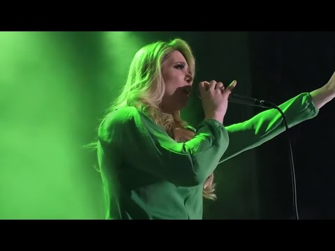 Elaine de Jesus - Quem Chora Pra Deus (Live Session)