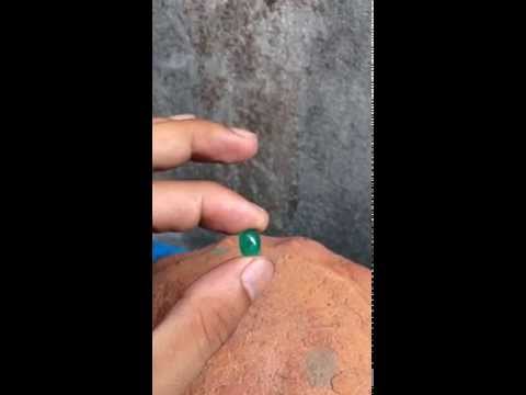 EM 024 Columbia Emerald 2.9 ct by Khalid