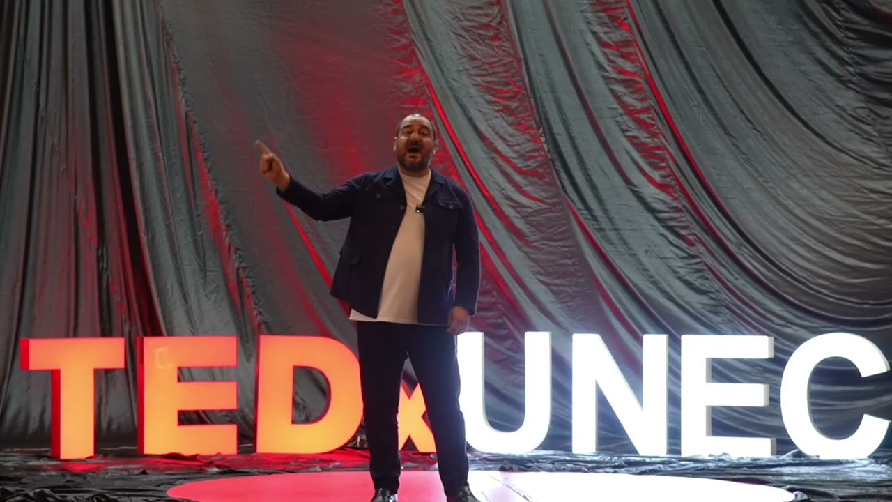 Sərhədləri birlikdə aşaq | Sakit Samadov | TEDxUNEC
