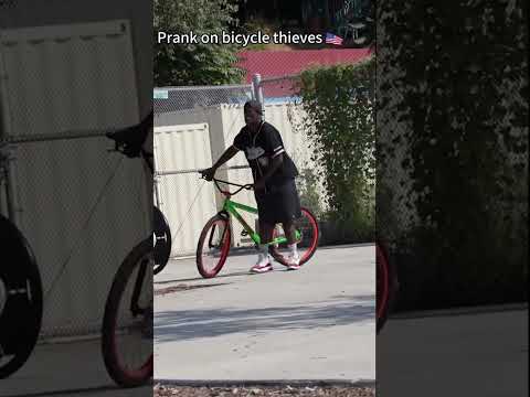 Crazy Bait Bike Prank #bmw #bmws1000rrhp4 #bmws1000rr #funny #viralvideo #viral #shorts