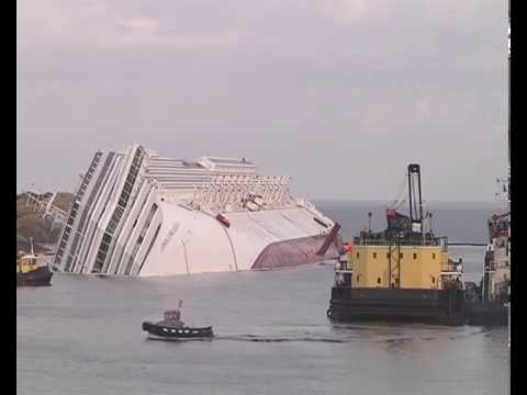Underwater video Costa Concordia