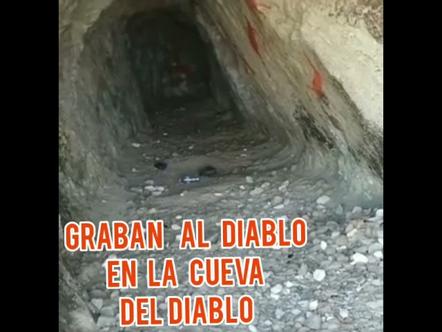 Vídeo relacionado con Pokemon - Pijama largo para niños y niñas, Negro, 10-11 años