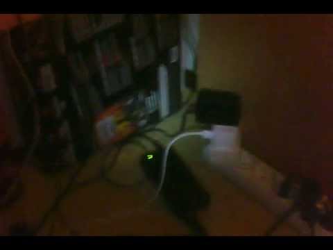 Taitaa kännykän  laturi hajota